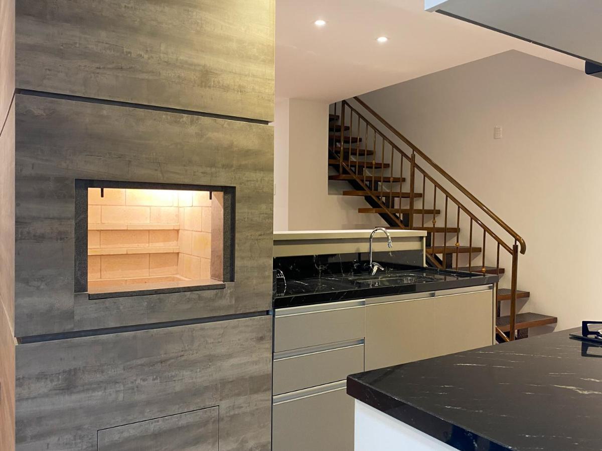Duplex Novo, Com 02 Suites, Para 06 Pessoas, E 02 Vagas De Garagem Canela Zewnętrze zdjęcie